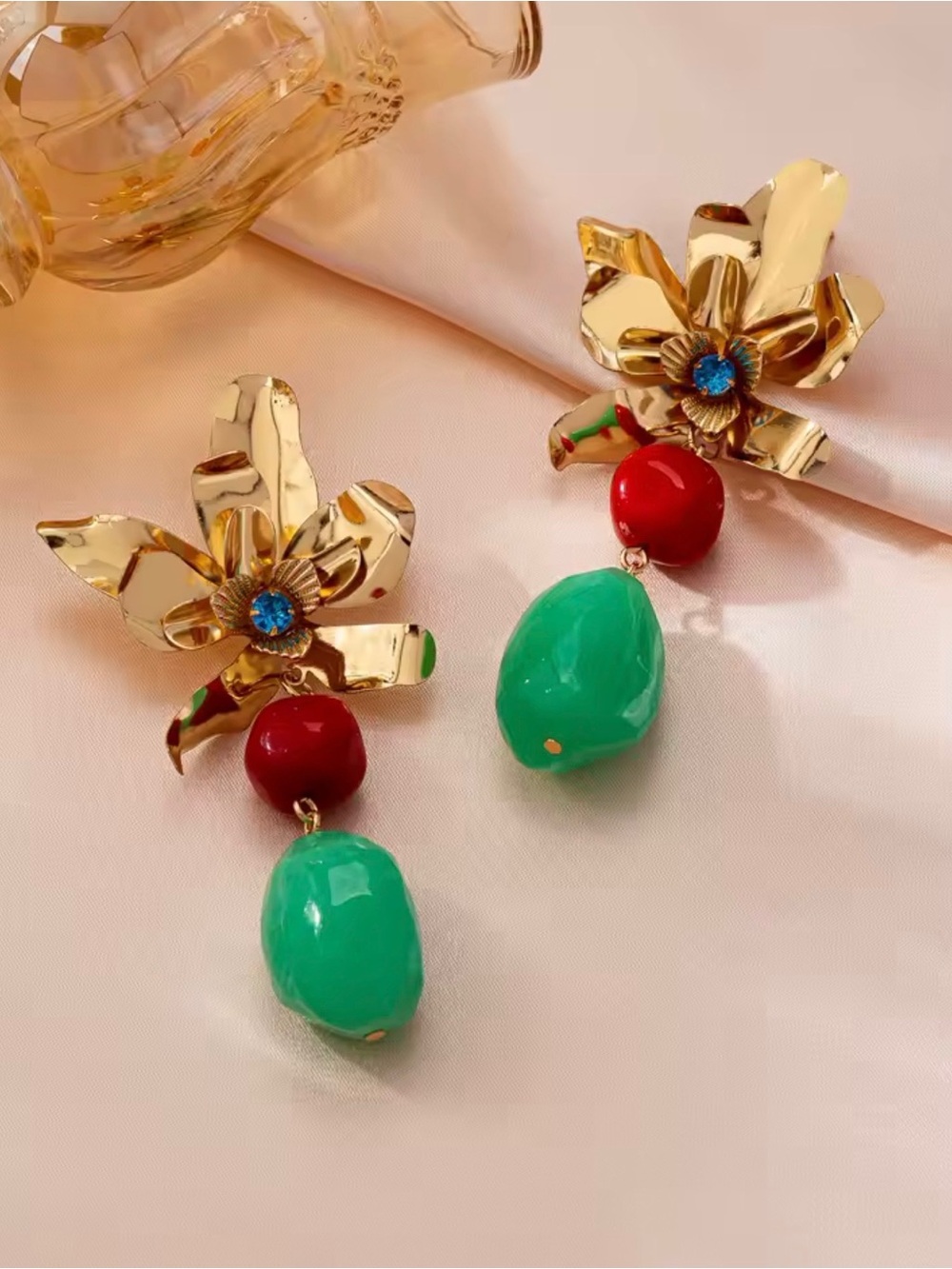 Zara Gold Tone Flower Drop Earrings with Red and Green Stones NWOT - Picture 3 of 5